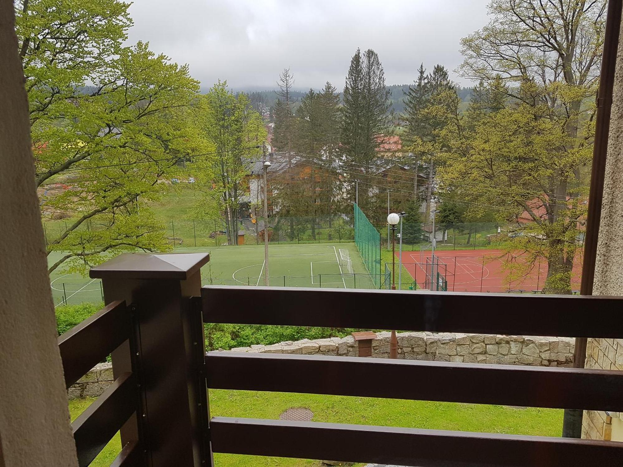 Dom Wczasowy Przy Skalkach Szklarska Poreba Oda fotoğraf